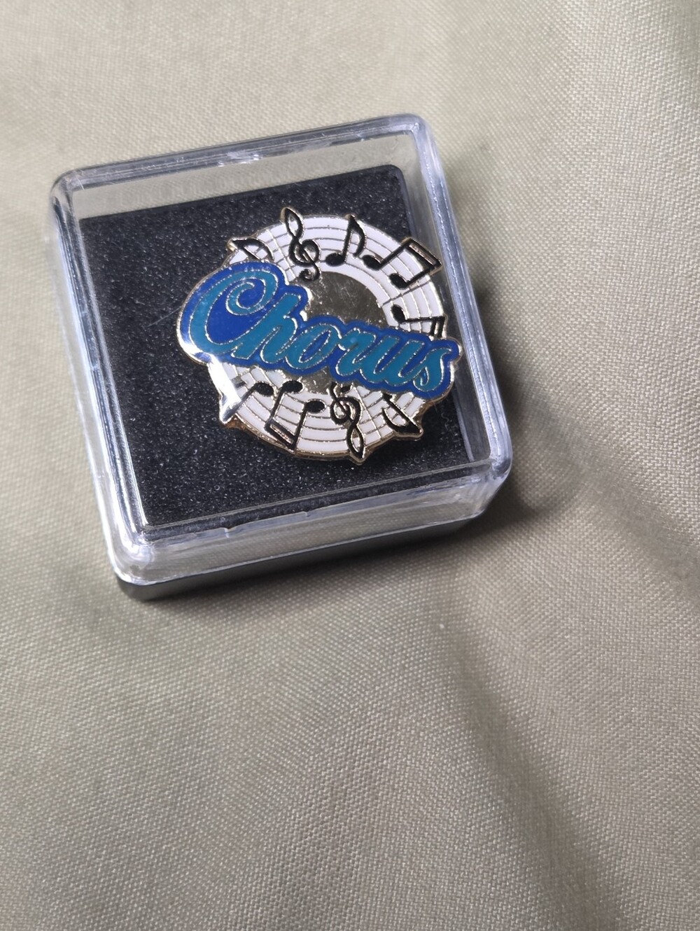 Chorus Music Enamel Lapel Pin Blue Gold Tone Choir Award Collectible